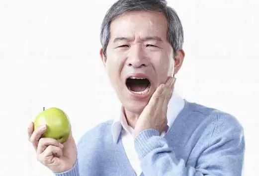 牙齿酸痛 牙齿酸痛